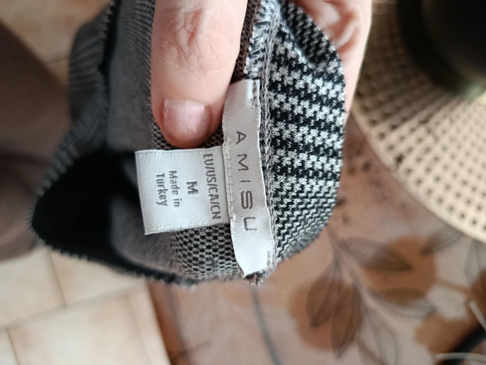Sudadera ligera con estampado de pie de gallina – photo 3